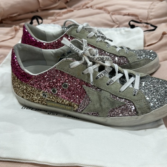 Golden Goose Super Star Low Top Sneaker - Picture 3 of 12